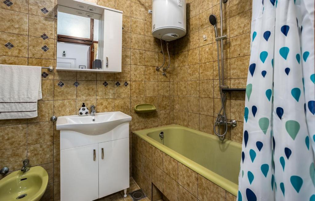 Apartments Drazen Цриквеница Экстерьер фото
